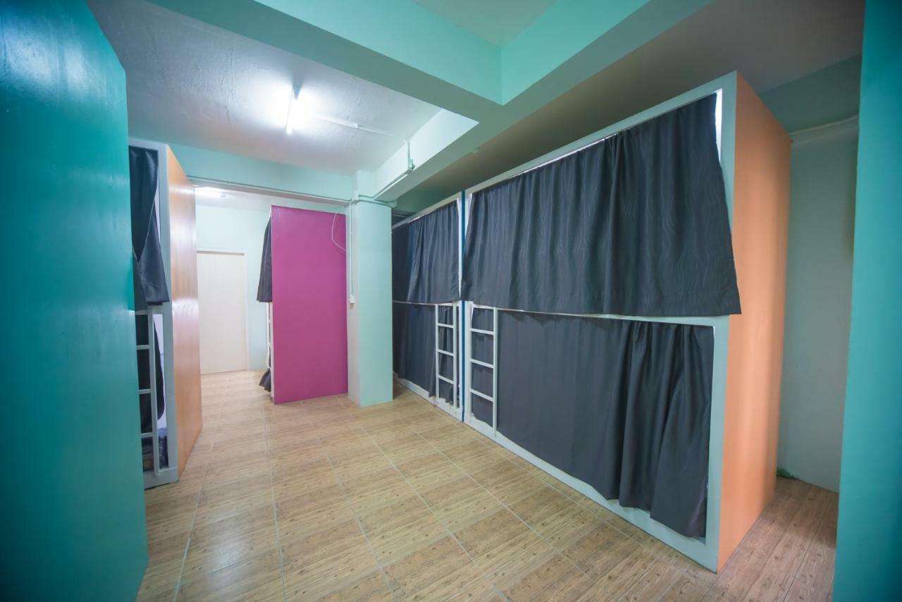 Panda Hostel Phuket (Adults Only) Patong Εξωτερικό φωτογραφία