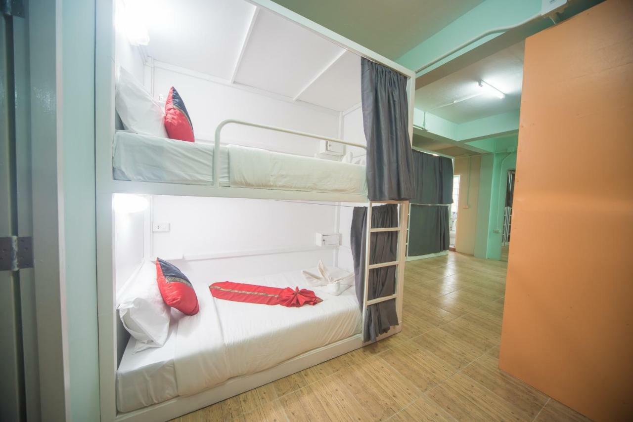 Panda Hostel Phuket (Adults Only) Patong Εξωτερικό φωτογραφία