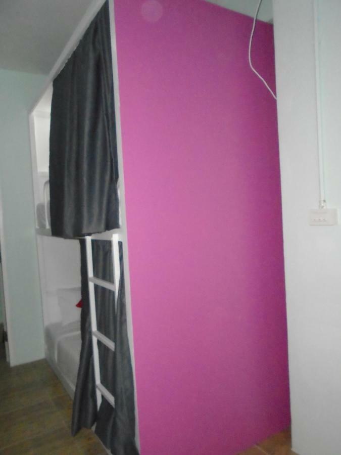 Panda Hostel Phuket (Adults Only) Patong Εξωτερικό φωτογραφία