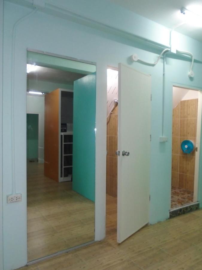 Panda Hostel Phuket (Adults Only) Patong Εξωτερικό φωτογραφία